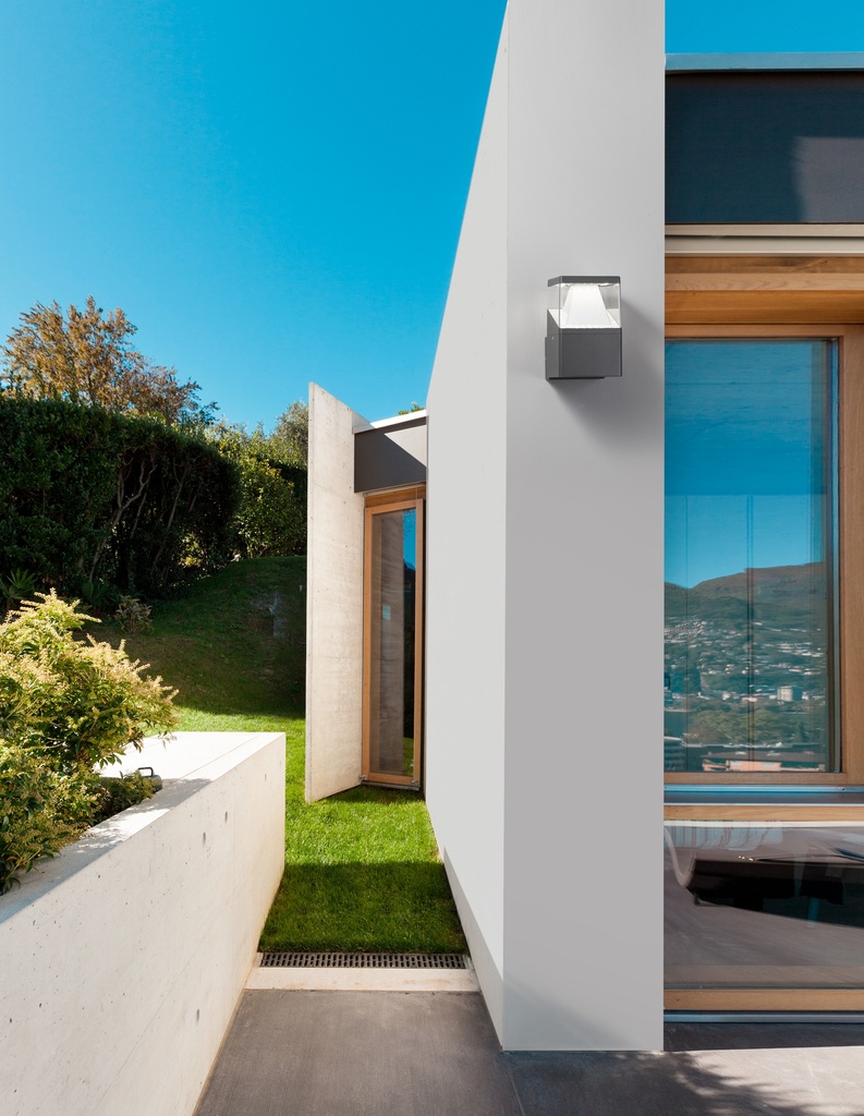 Outdoor wall light Lock 2