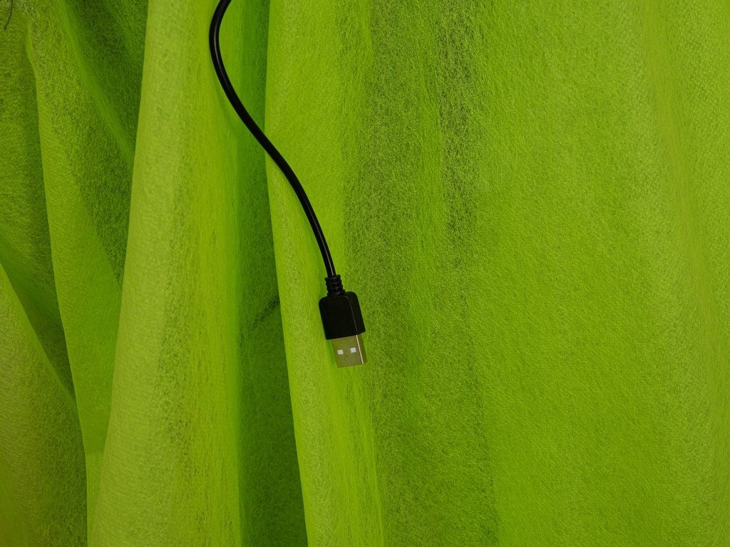 Skeleton with green cape - animated - 40 x 80 x 175 cm